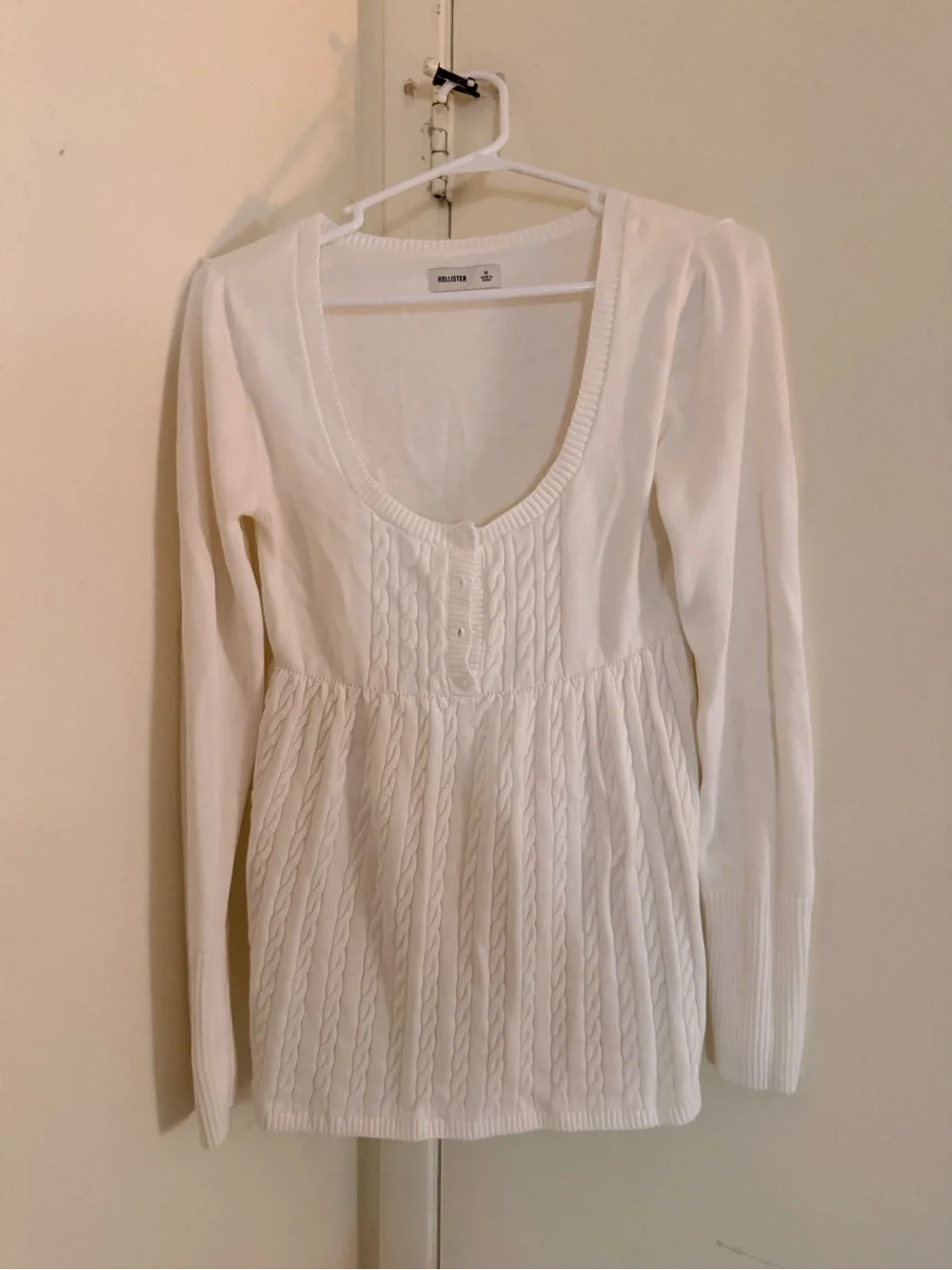 Hollister Cream Cable Knit Cardigan with Button Detail - Picture 6 of 6